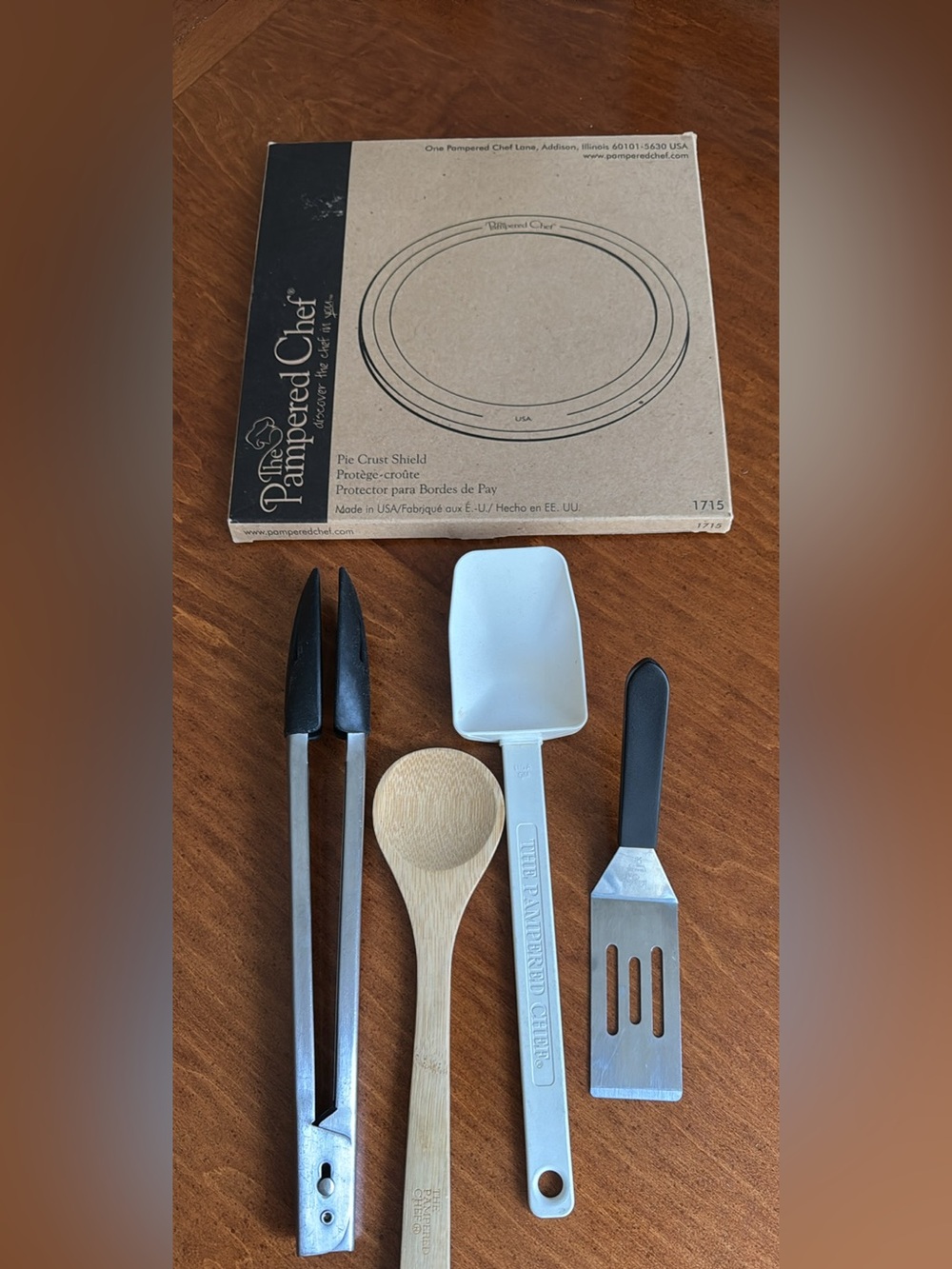 Assorted “Pampered Chef” Kitchen Untesils